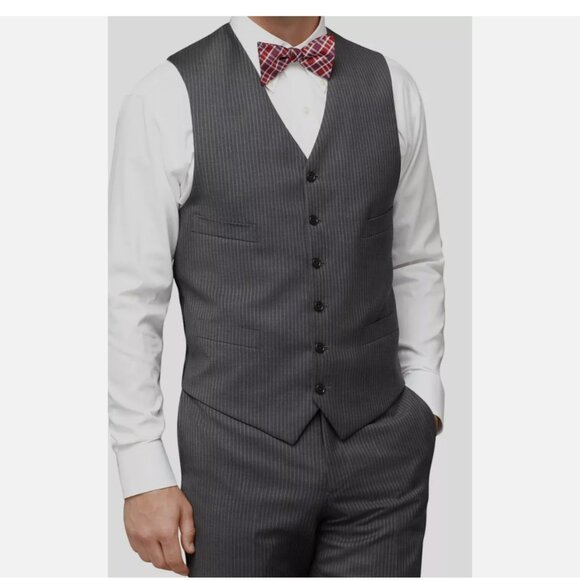 Tommy Hilfiger 100% Wool three-piece suit, jacket Size R44 - Picture 2 of 16